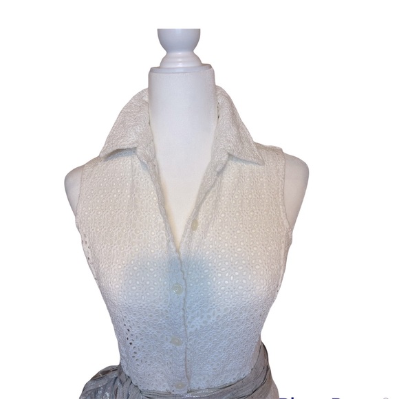 BANANA REPUBLIC - Sleeveless White Eyelet Button down A-Line Dress. Size 6 - Picture 10 of 12